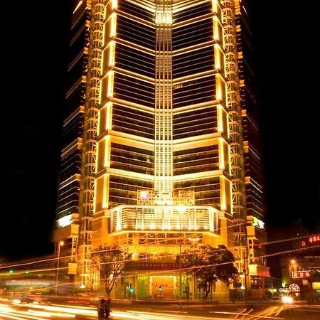 Skyline Plaza Hotel Гуанчжоу Экстерьер фото