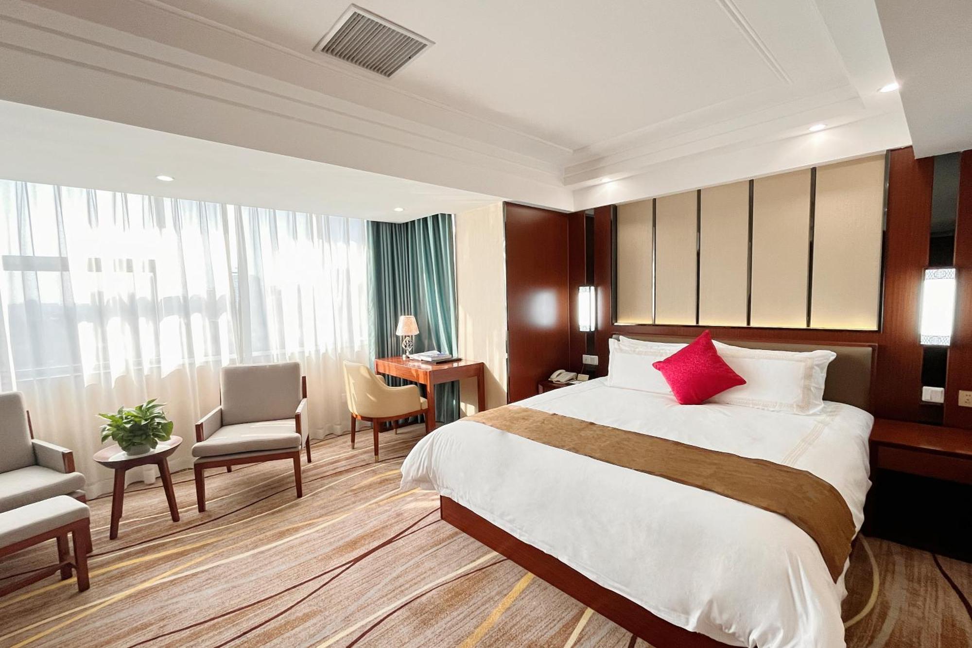 Skyline Plaza Hotel Гуанчжоу Экстерьер фото