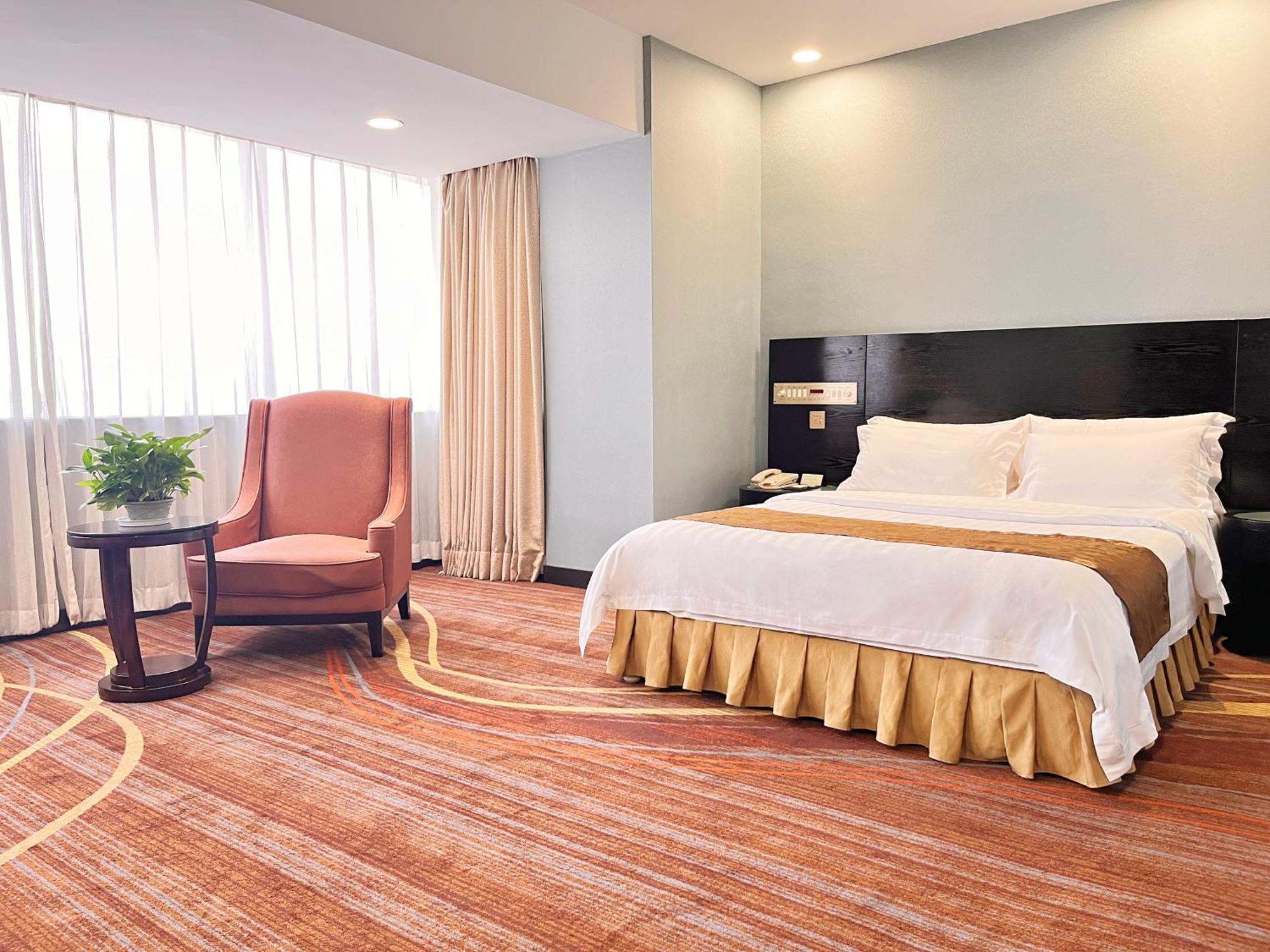 Skyline Plaza Hotel Гуанчжоу Экстерьер фото
